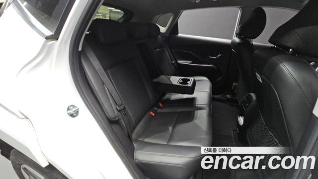 Hyundai Kona Electric (SX2) Long Range Premium 2023 — фото 13
