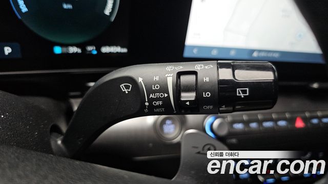 Hyundai Kona Electric (SX2) Long Range Premium 2023 — фото 18
