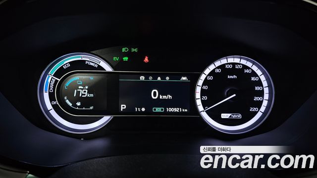Kia Niro 1.6 HEV Prestige 2021 — фото 8