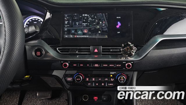 Kia Niro 1.6 HEV Prestige 2021 — фото 14
