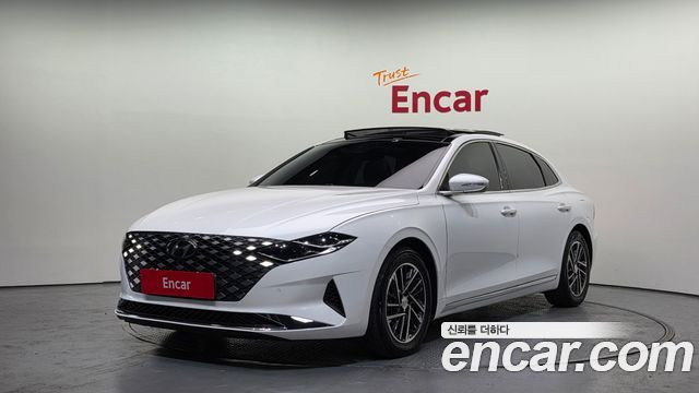 Hyundai Grandeur (IG) 3.0 LPi Rent Car Premium