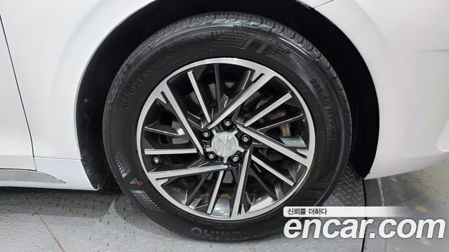 Hyundai Grandeur (IG) 3.0 LPi Rent Car Premium 2022 — фото 5