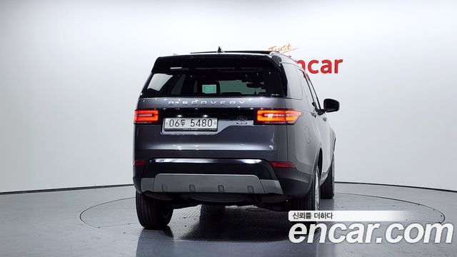Land Rover Discovery 5 3.0 SD6 HSE Luxury 2019 — фото 4
