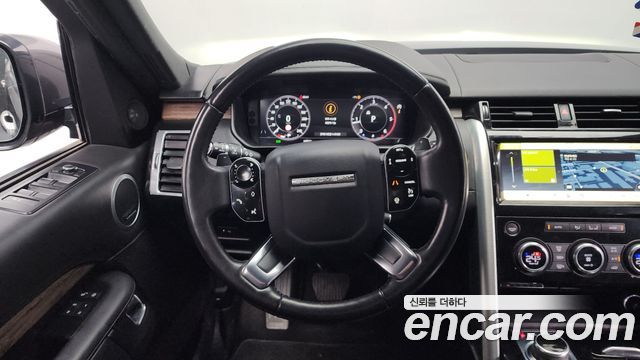 Land Rover Discovery 5 3.0 SD6 HSE Luxury 2019 — фото 13