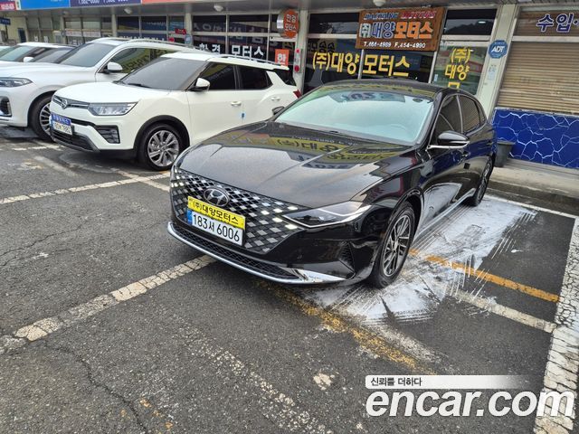 Hyundai Grandeur (IG) 3.0 LPi Rent Car Premium
