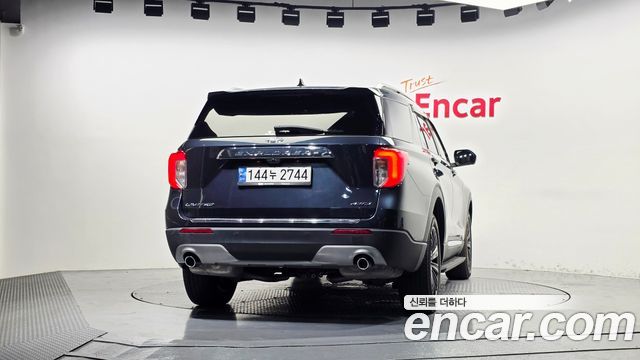 Ford Explorer (VI) 2.3 LimIted 4WD 2022 — фото 4