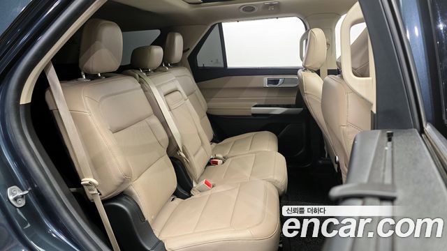 Ford Explorer (VI) 2.3 LimIted 4WD 2022 — фото 12