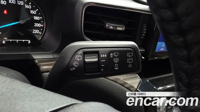 Ford Explorer (VI) 2.3 LimIted 4WD 2022 — фото 29
