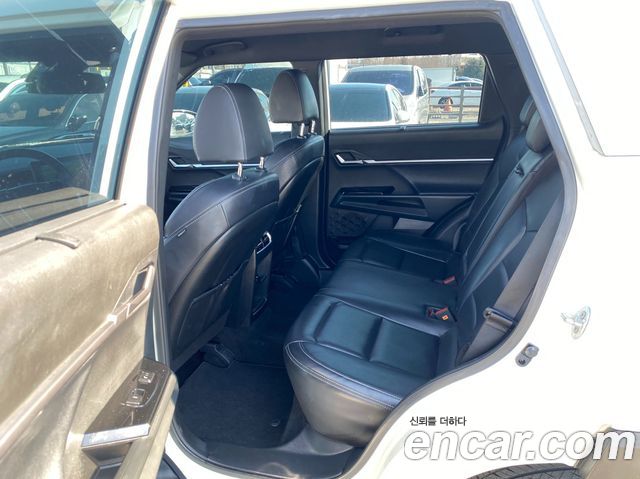 KG Mobility (SsangYong) Torres Gasoline 1.5 4WD T7 2023 — фото 18