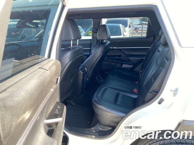 KG Mobility (SsangYong) Torres Gasoline 1.5 4WD T7 2023 — фото 18