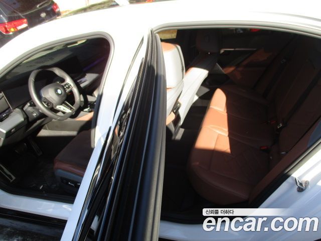 BMW 5 Series (G60) 530i xDrive M Sport 2024 — фото 7