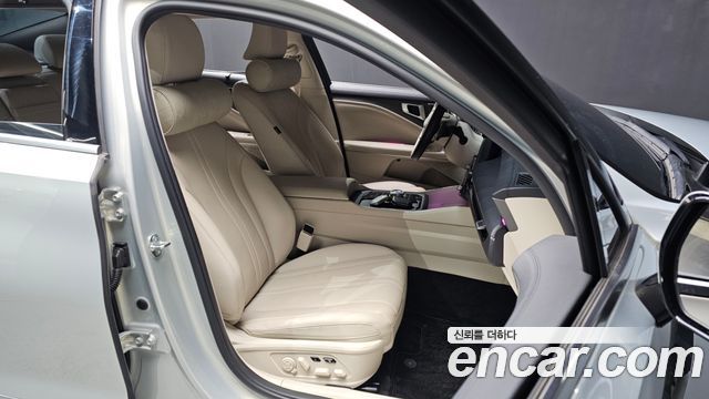 Kia K8 2.5 Gasoline 2WD Noblesse 2025 — фото 11