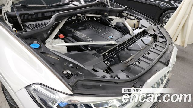 BMW X6 (G06) xDrive40i M Sport 2023 — фото 6