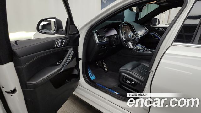 BMW X6 (G06) xDrive40i M Sport 2023 — фото 10