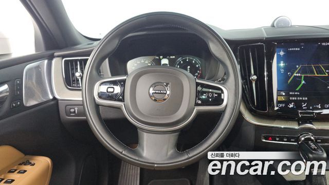 Volvo XC60 (II) T6 Inscription 2018 — фото 10