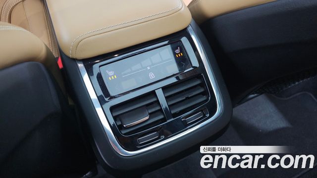 Volvo XC60 (II) T6 Inscription 2018 — фото 18