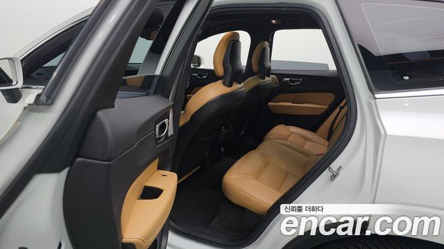 Volvo XC60 (II) T6 Inscription 2018 — фото 19