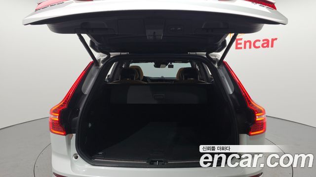 Volvo XC60 (II) T6 Inscription 2018 — фото 20