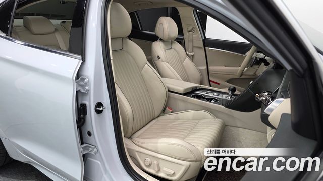Genesis G70 Gasoline 2.0T 2WD 2021 — фото 10