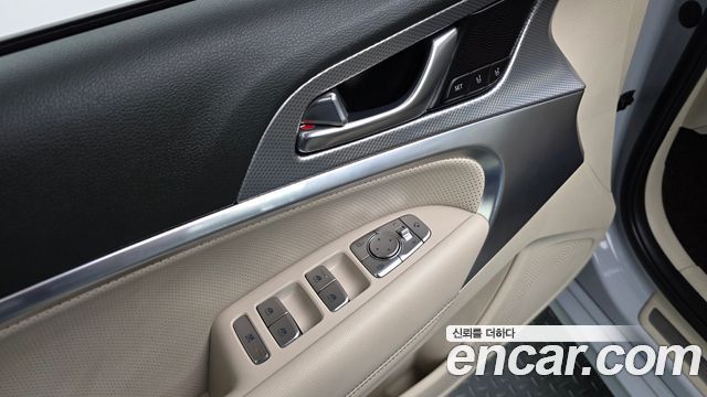 Genesis G70 Gasoline 2.0T 2WD 2021 — фото 19