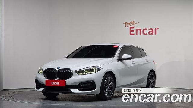 BMW 1 Series (F40) 120i Sports