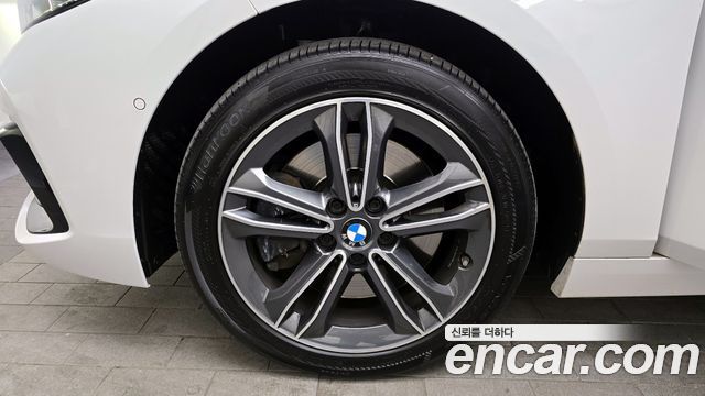 BMW 1 Series (F40) 120i Sports 2022 — фото 5