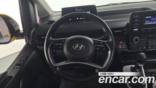 Hyundai Staria L3.5 Tourer 9-Seater Modern 2022 — фото 14
