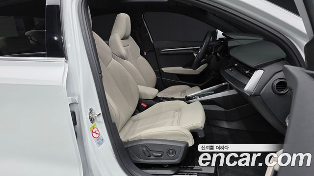 Audi A3 (8Y) 40 TFSI Premium 2022 — фото 11