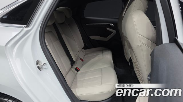 Audi A3 (8Y) 40 TFSI Premium 2022 — фото 12