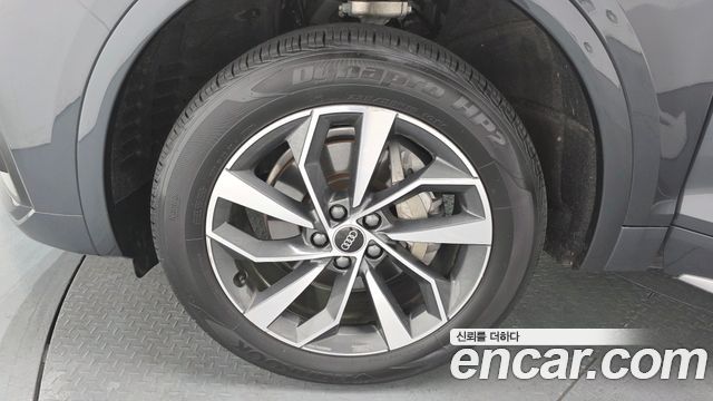 Audi Q5 (FY) 40 TDI Quattro Sportback 2021 — фото 5