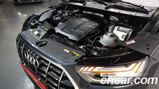Audi Q5 (FY) 40 TDI Quattro Sportback 2021 — фото 6