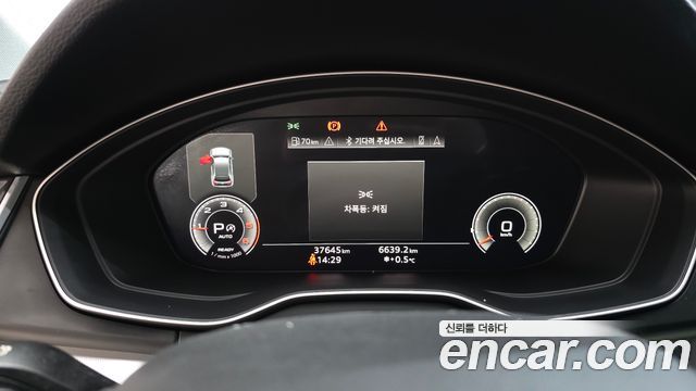 Audi Q5 (FY) 40 TDI Quattro Sportback 2021 — фото 8