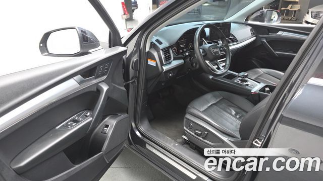 Audi Q5 (FY) 40 TDI Quattro Sportback 2021 — фото 12