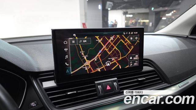 Audi Q5 (FY) 40 TDI Quattro Sportback 2021 — фото 15