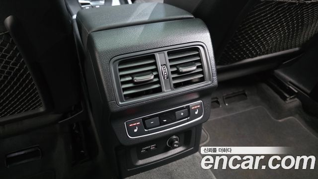Audi Q5 (FY) 40 TDI Quattro Sportback 2021 — фото 18