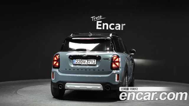 MINI Cooper S Countryman ALL4 Classic Launch Pack 2nd 2023 — фото 4