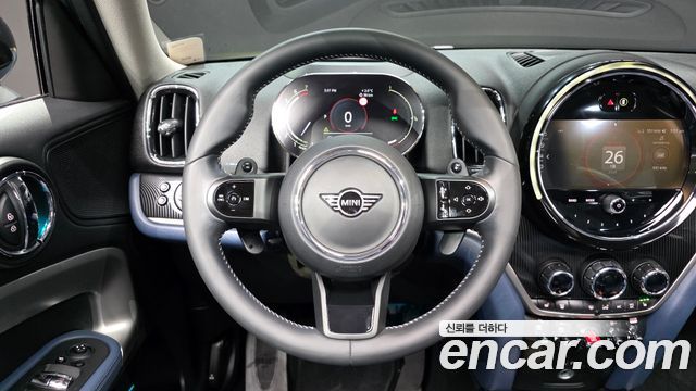 MINI Cooper S Countryman ALL4 Classic Launch Pack 2nd 2023 — фото 17