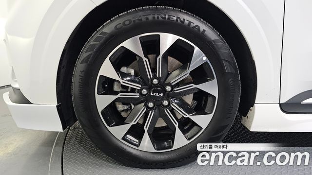 Kia Carnival (IV) Gasoline 9-seater Limousine(Special vehicle) 2023 — фото 5