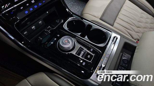 Kia Carnival (IV) Gasoline 9-seater Limousine(Special vehicle) 2023 — фото 9