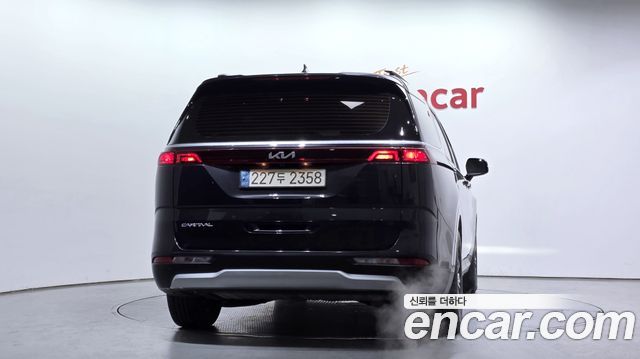 Kia Carnival (IV) Gasoline 9-Seater Prestige 2023 — фото 4