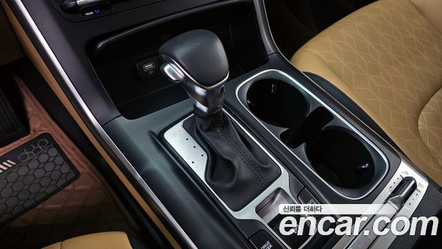 Kia Carnival (IV) Gasoline 9-Seater Prestige 2023 — фото 9