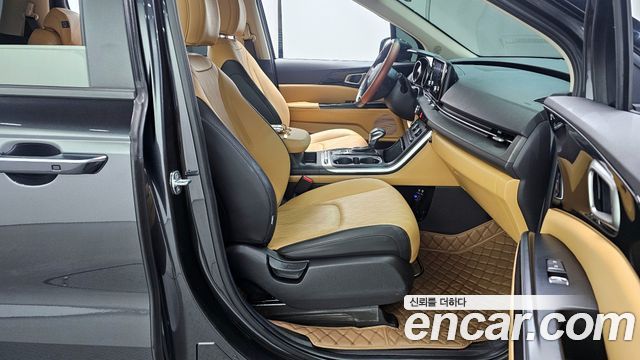 Kia Carnival (IV) Gasoline 9-Seater Prestige 2023 — фото 11