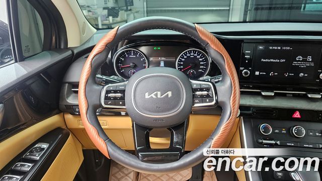 Kia Carnival (IV) Gasoline 9-Seater Prestige 2023 — фото 14