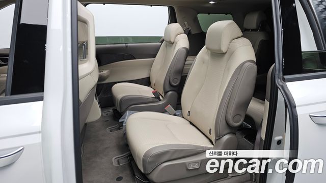 Kia Carnival (IV) HEV 9seater Signature 2024 — фото 12