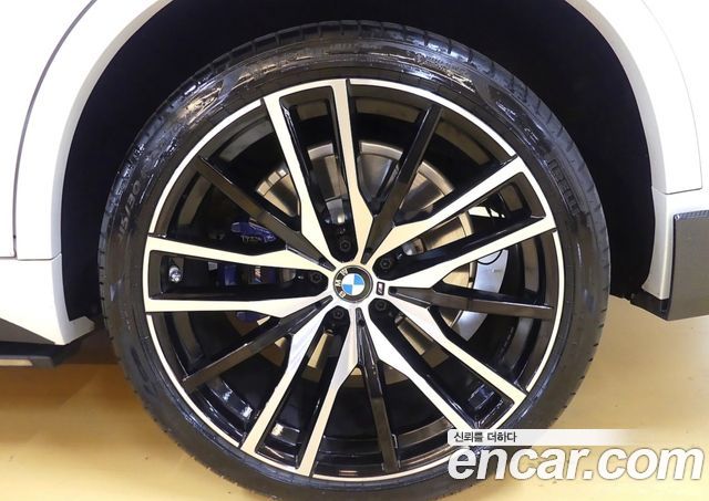 BMW X5 (G05) M50i 2021 — фото 5