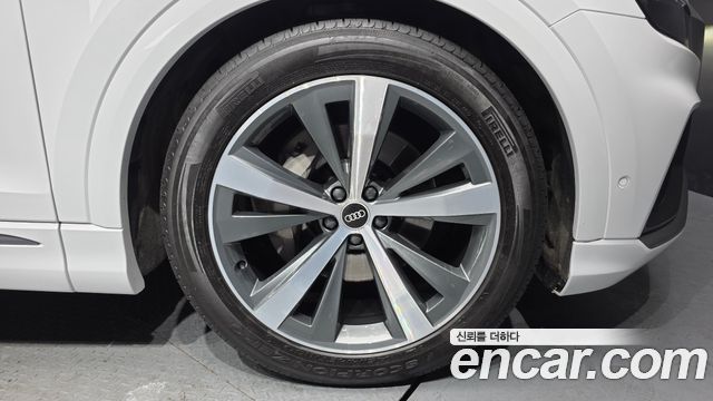 Audi Q8 (4M) 50 TDI Quattro Premium 2022 — фото 5
