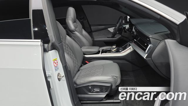 Audi Q8 (4M) 50 TDI Quattro Premium 2022 — фото 11