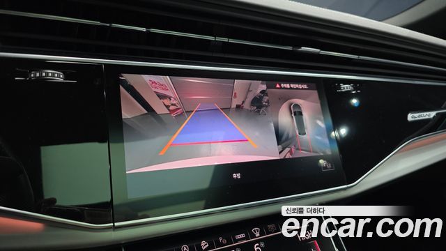 Audi Q8 (4M) 50 TDI Quattro Premium 2022 — фото 15