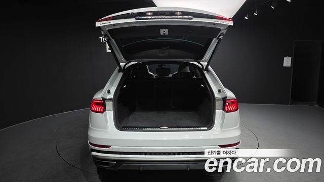 Audi Q8 (4M) 50 TDI Quattro Premium 2022 — фото 20