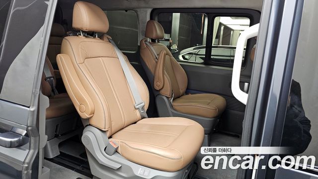 Hyundai Staria 4WD Lounge 9-Seater Inspiration 2023 — фото 12
